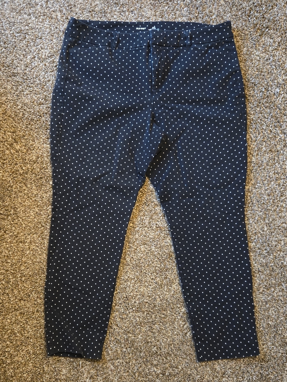 Old Navy Navy Polka Dot Pixie High Rise